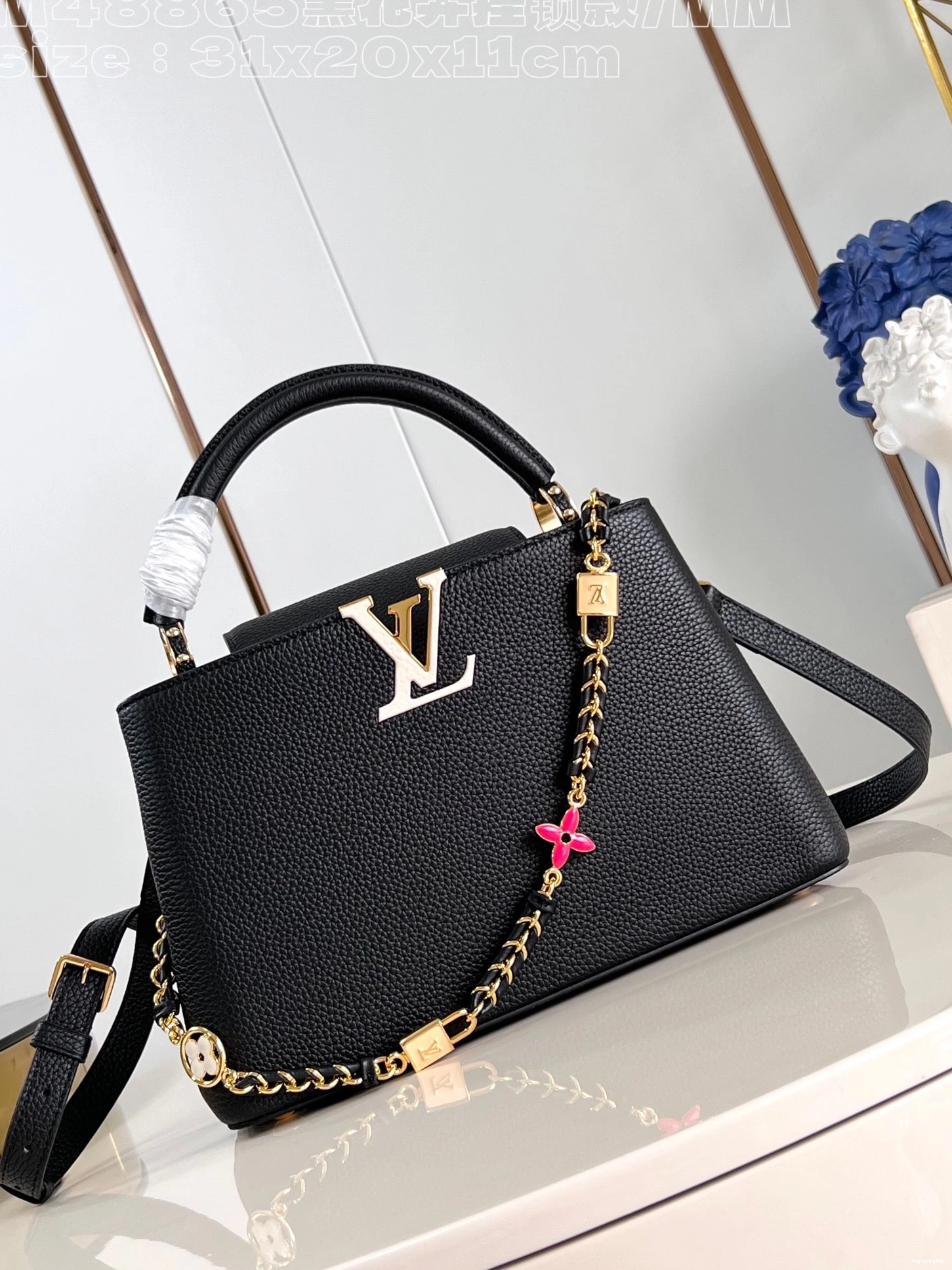VUITTON BB-31.5*20*11CM LOUIS CAPUCINES 0823